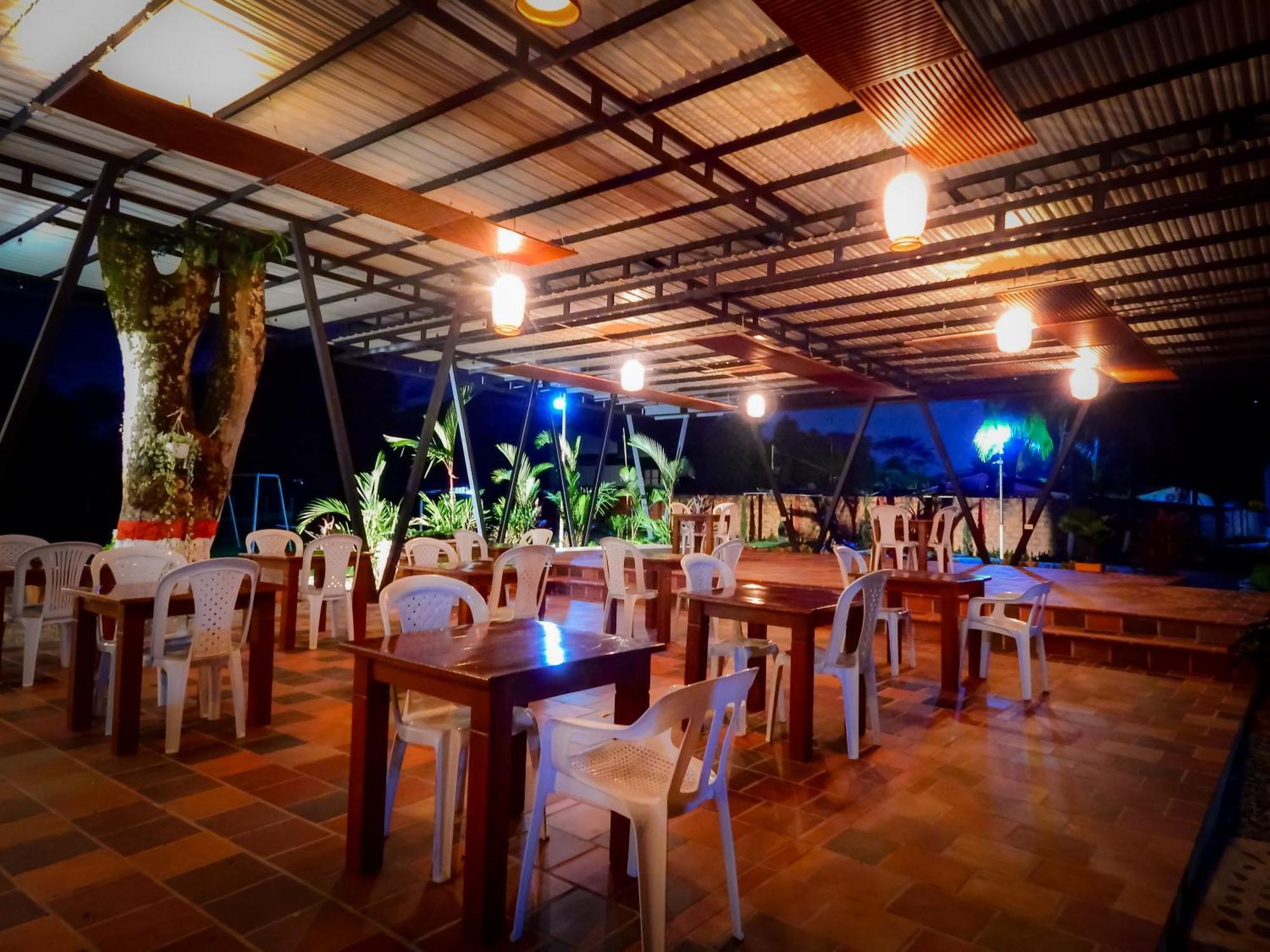 Hotel Campestre Las Palmas Sas Вильявисенсио Экстерьер фото
