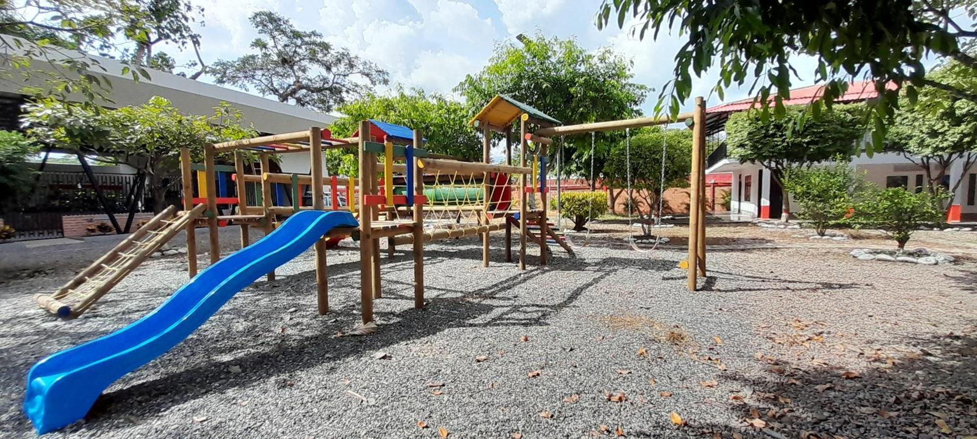 Hotel Campestre Las Palmas Sas Вильявисенсио Экстерьер фото