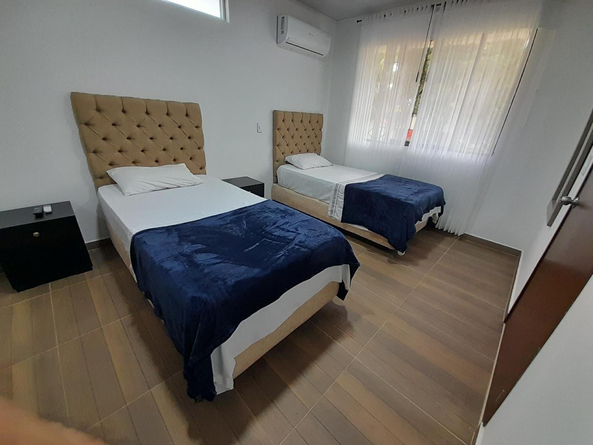Hotel Campestre Las Palmas Sas Вильявисенсио Экстерьер фото